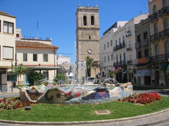 Piso Soleado Con Buena Ubicacion Appartement Vinarós Buitenkant foto