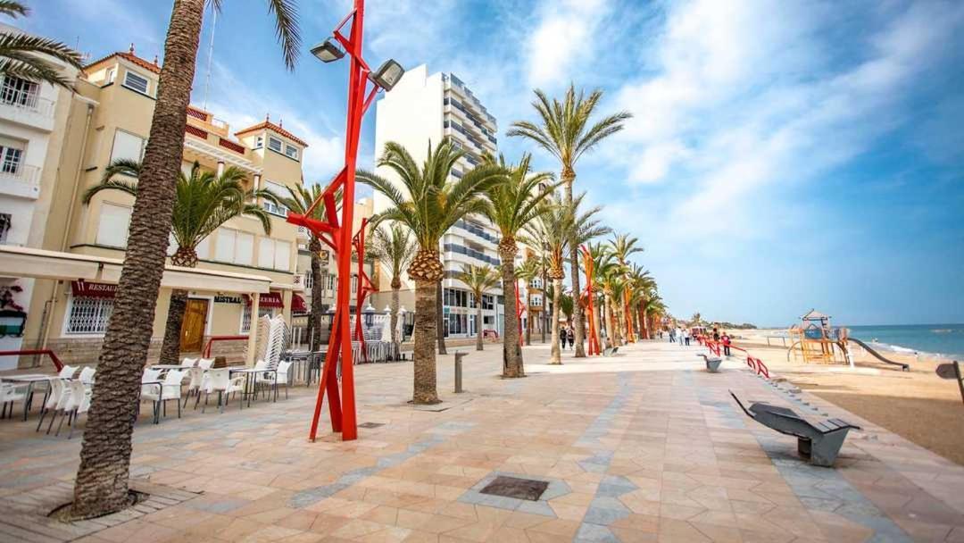 Piso Soleado Con Buena Ubicacion Appartement Vinarós Buitenkant foto